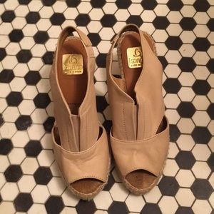 Pale Pink Kanna Leather Wedges